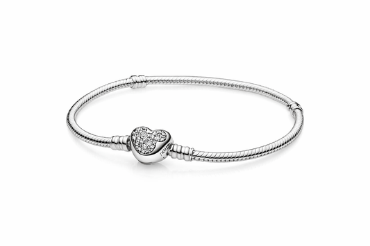 Pandora Pulsera de Plata con Encanto de Corazón | Brillo, Amor y Elegancia Minimalista